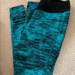 Athletic leggings